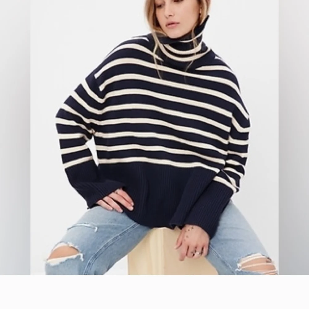 GAP Navy and Cream Striped Turtleneck Sweater - Picture 1 of 5